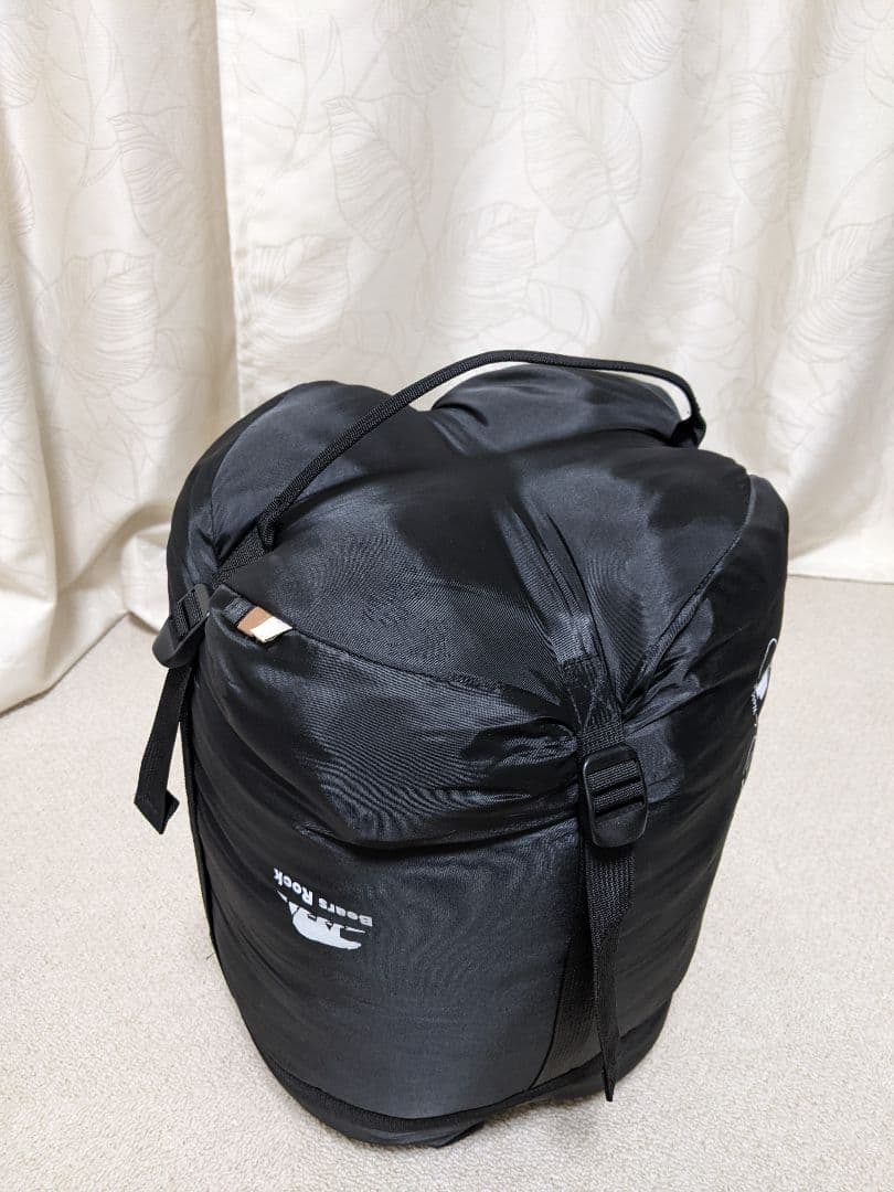 キャンプ ベアーズロック 冬用 寝袋 美品