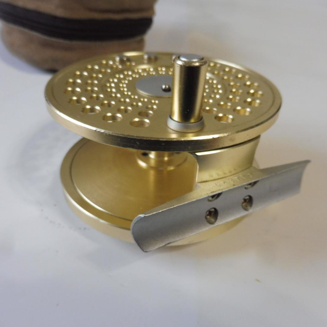 ジャンク出品、マリエットMR-8.5Aフライリール