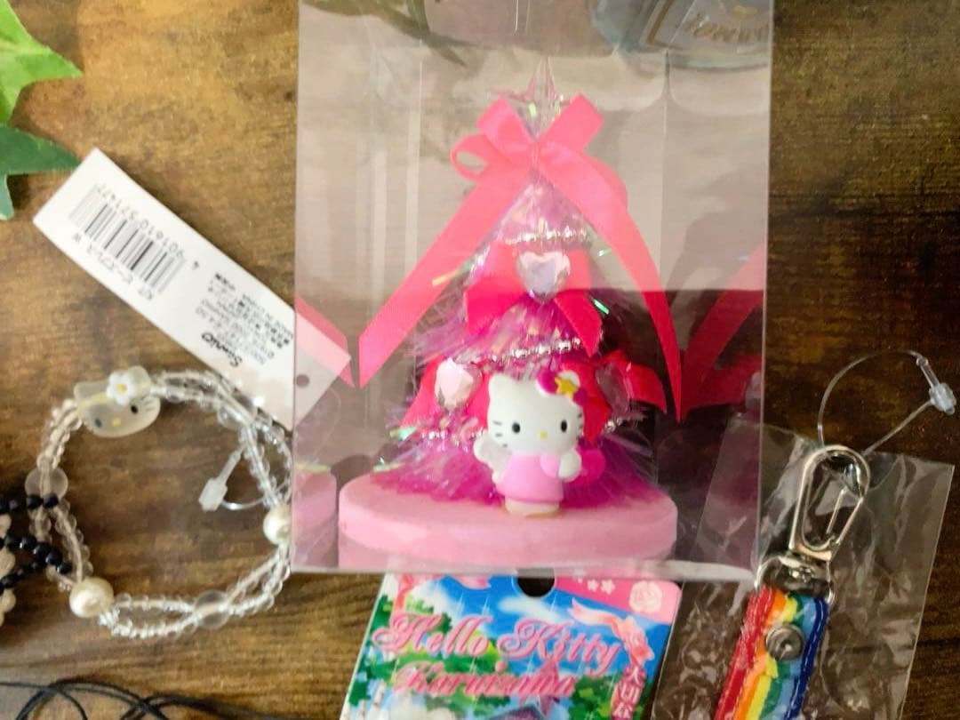 た*ぽ様 ☆激レア☆ ハローキティ ビーズポーチ　ブレスレット　ストラップ等　9