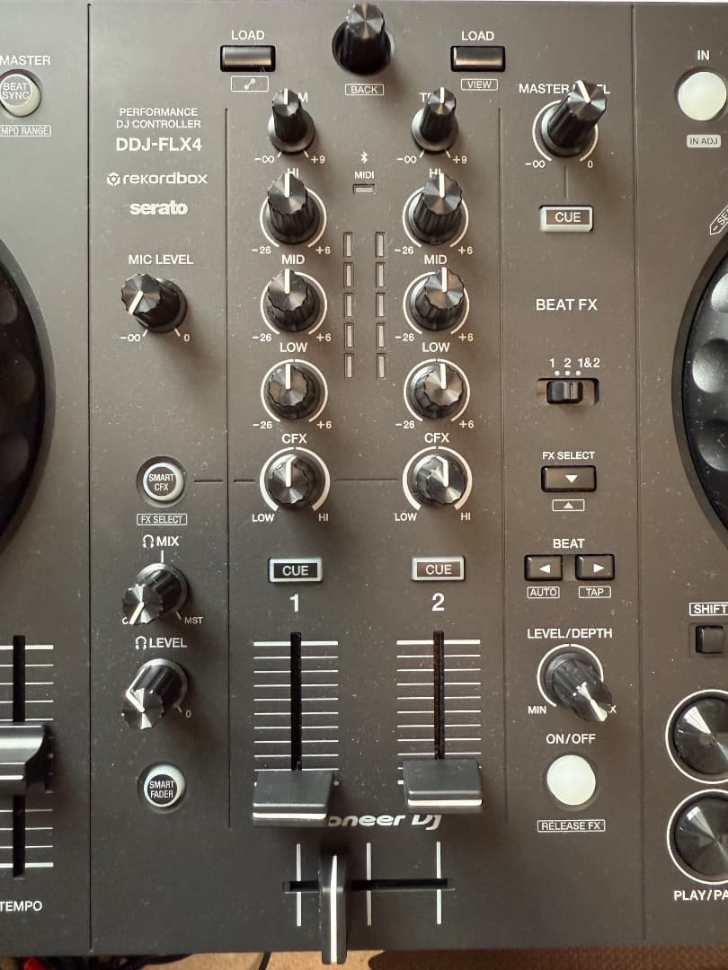 PioneerDJ DDJ-FLX4 DJコントローラー