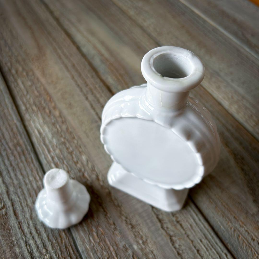 【訳あり】 パフュームボトル 白 陶器 フランス アンティーク