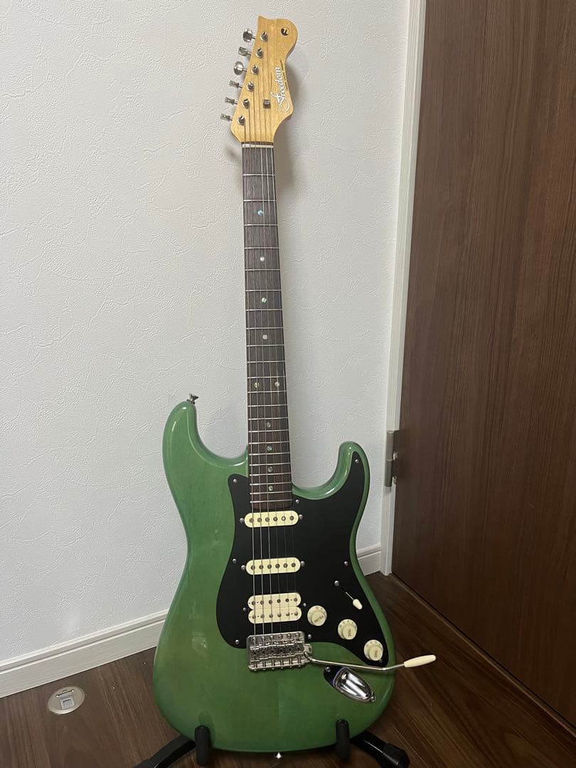 FCGR RETRO ST フリーダムレトロストラトタイプ