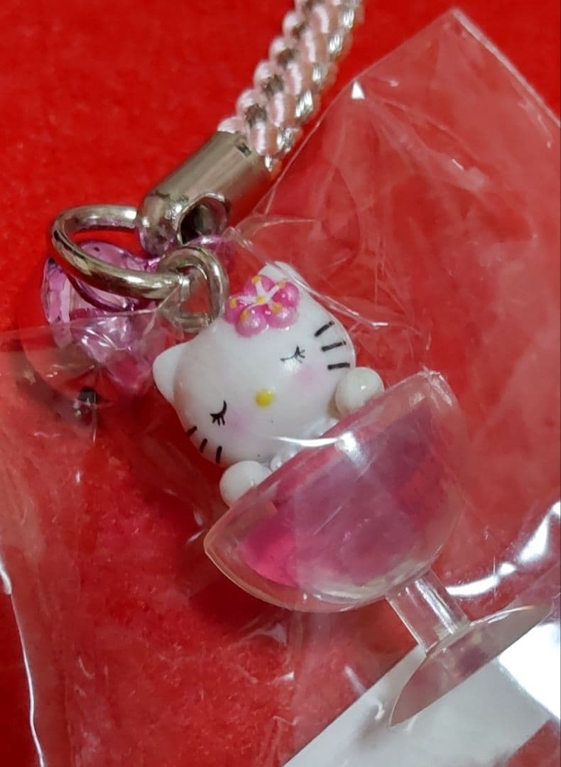 ご当地キティ 山梨 大阪 福岡 ワイン 北新地 中洲 ストラップ 新品 廃盤品