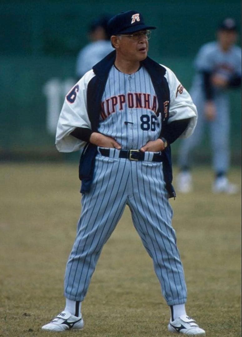 日本ハムファイターズ　ユニフォーム　1993-2003ビジターモデル　デサント