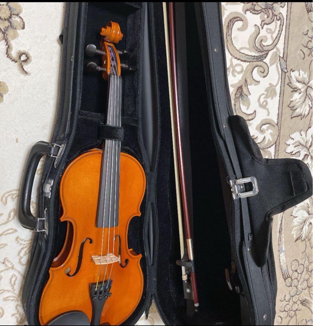 バイオリン イーストマン　本体とケース付き