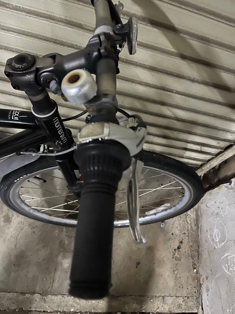 未整備　momentum INEED S-3 26インチ　7段変速