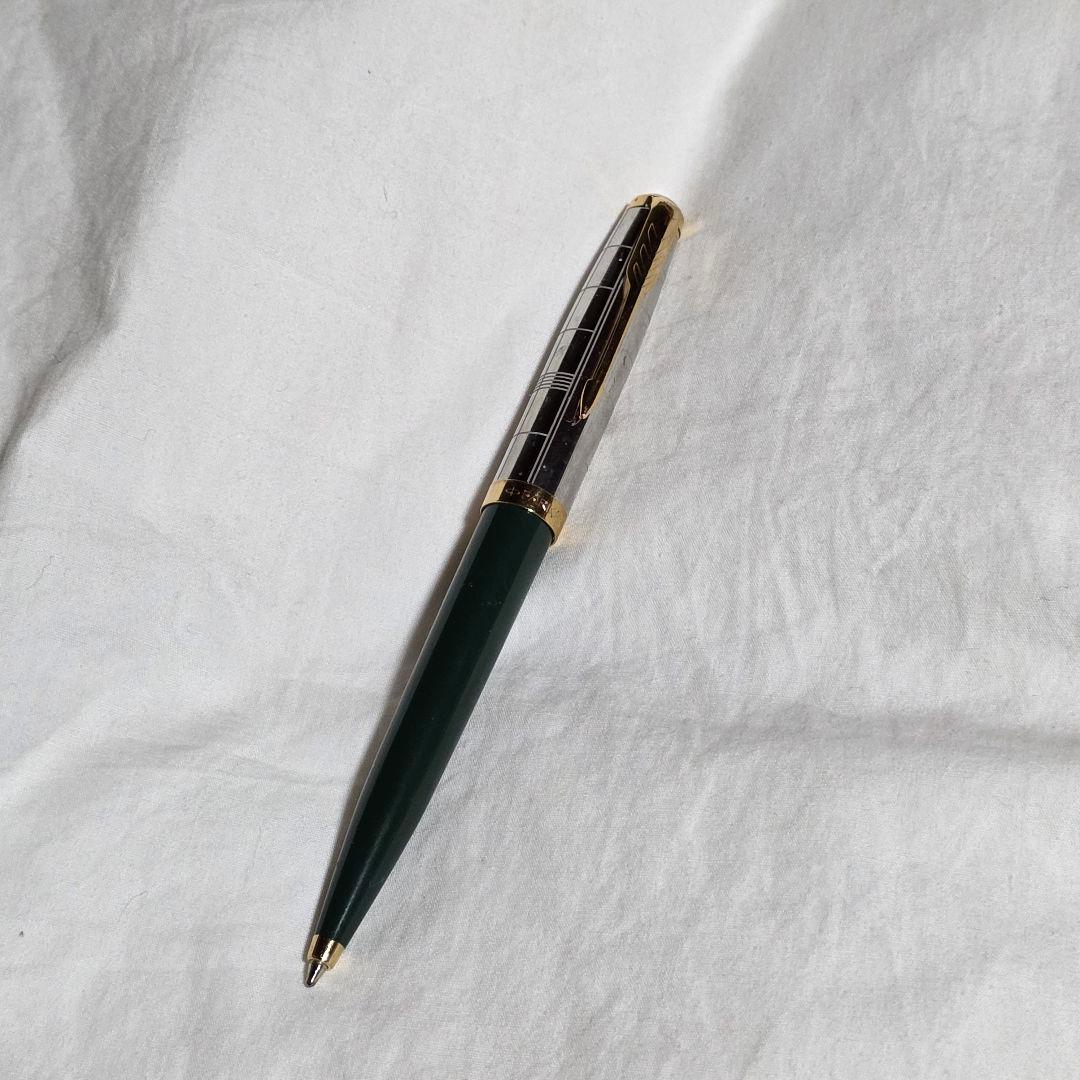 化粧箱✨保証書付き✨替芯付き✨モンブラン　ディズニー　立体ミッキー　ボールペン