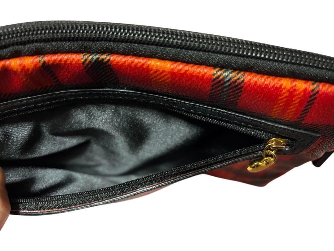 【限定品】キティ　40周年　モバイル ポーチ　タブレット ケース　2015