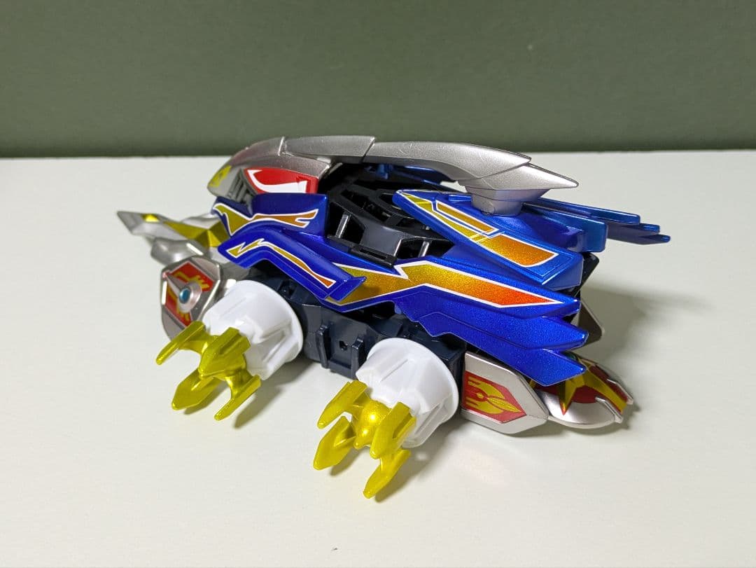 クラッシュギア　ガルダフェニックス　全塗装