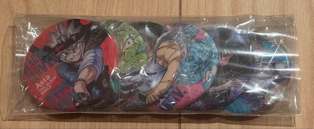 ジャンプGIGA 2025 ブラッククローバー　缶バッジセット