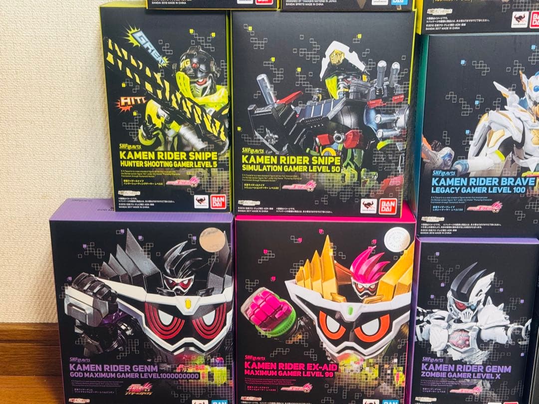 【新品未開封】仮面ライダーエグゼイド　フィギュアーツ14体セット