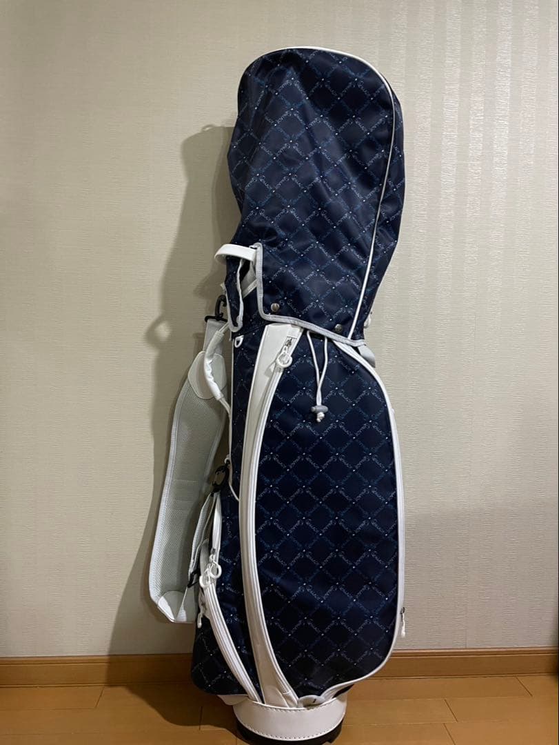 ほぼ未使用レディースクインシー キャディバック2024 QUCB-24225SQ