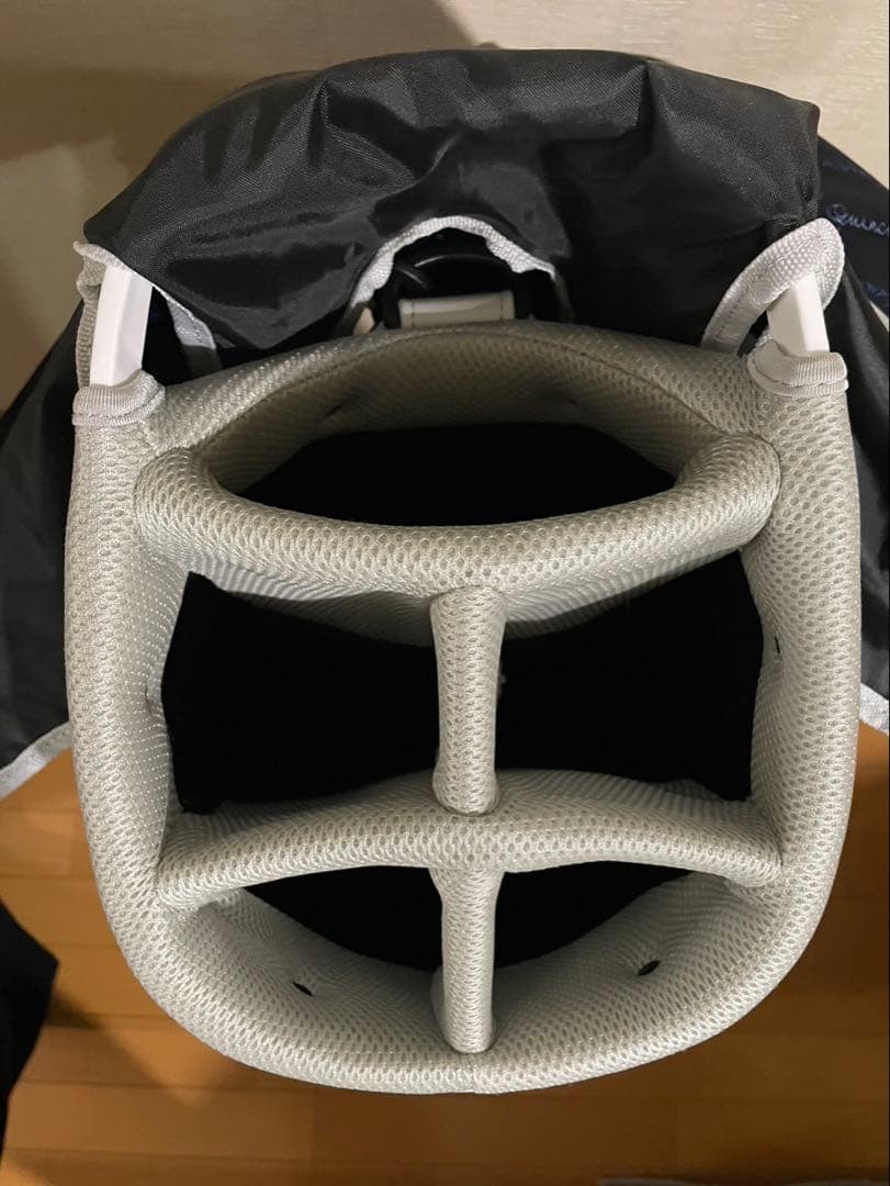 ほぼ未使用レディースクインシー キャディバック2024 QUCB-24225SQ