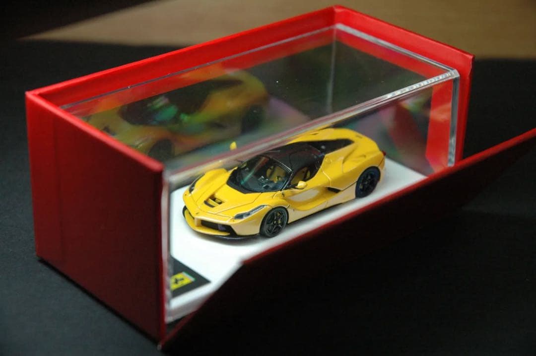 世界限定199台 DMH 1/64 Ferrari LaFerrari