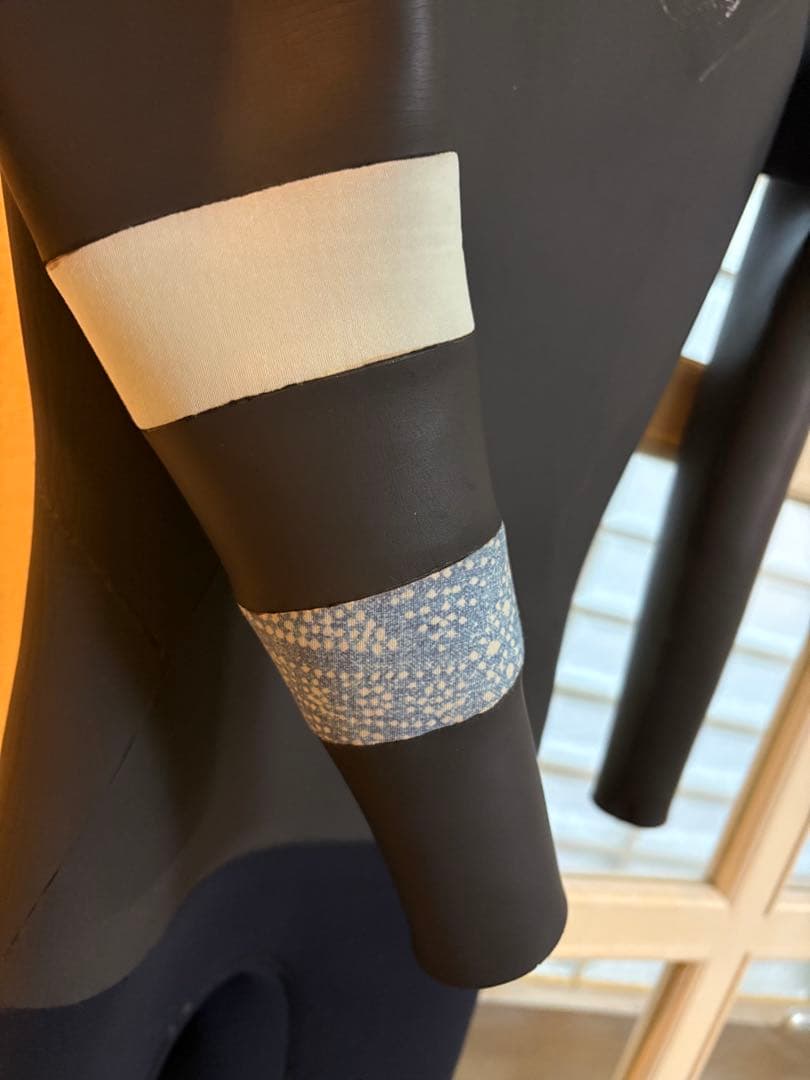 BILLABONG セミドライ ウェットスーツ バックジップ 5×3ミリ