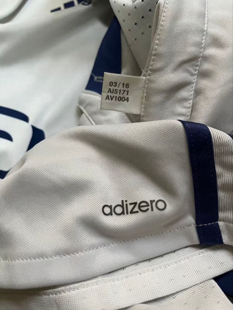 クリスティアーノ・ロナウド　直筆サイン入りユニフォーム　16-17 CL