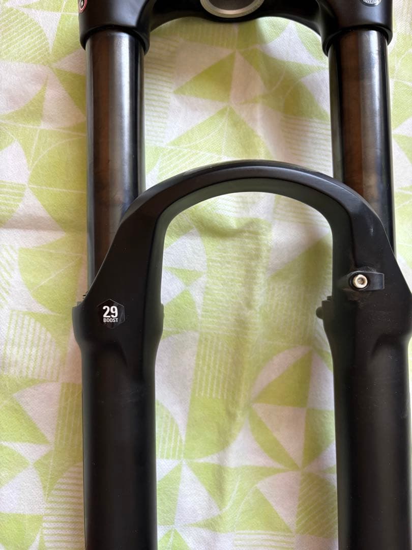 SR SUNTOUR XCR 29インチサスペンションフォーク