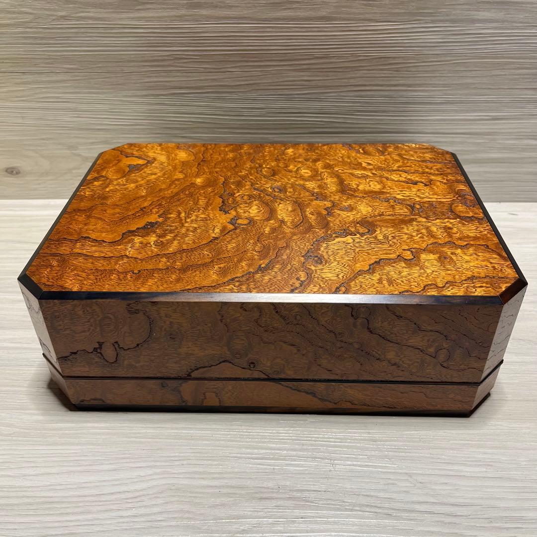 工芸品　欅拭漆文箱