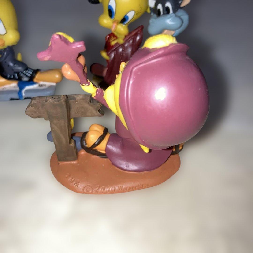 トゥイーティー　フィギュアセット 9体