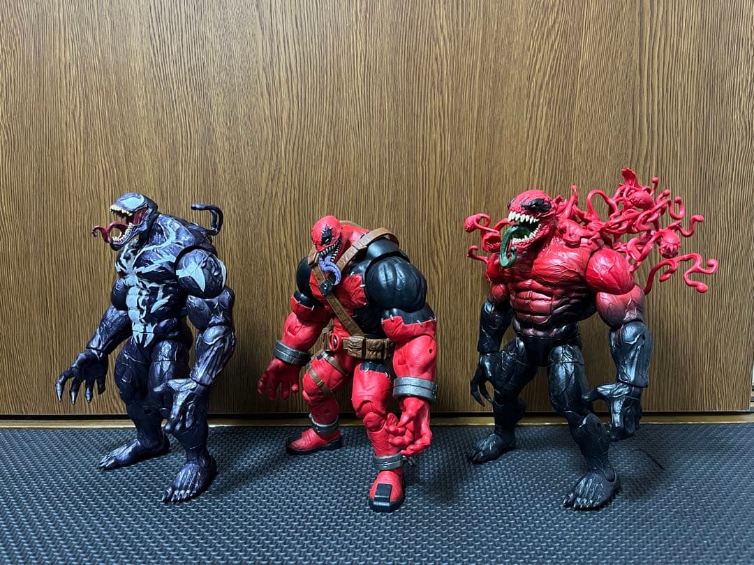 マーベル　ハズブロ　トキシン　モンスターヴェノム　ヴェノムプール　フィギュア