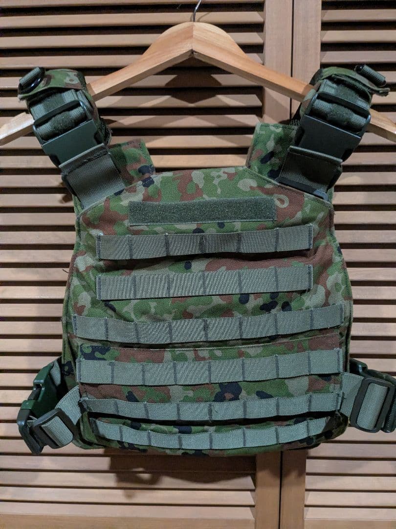 陸自迷彩　ストライカーベスト　プレートキャリア