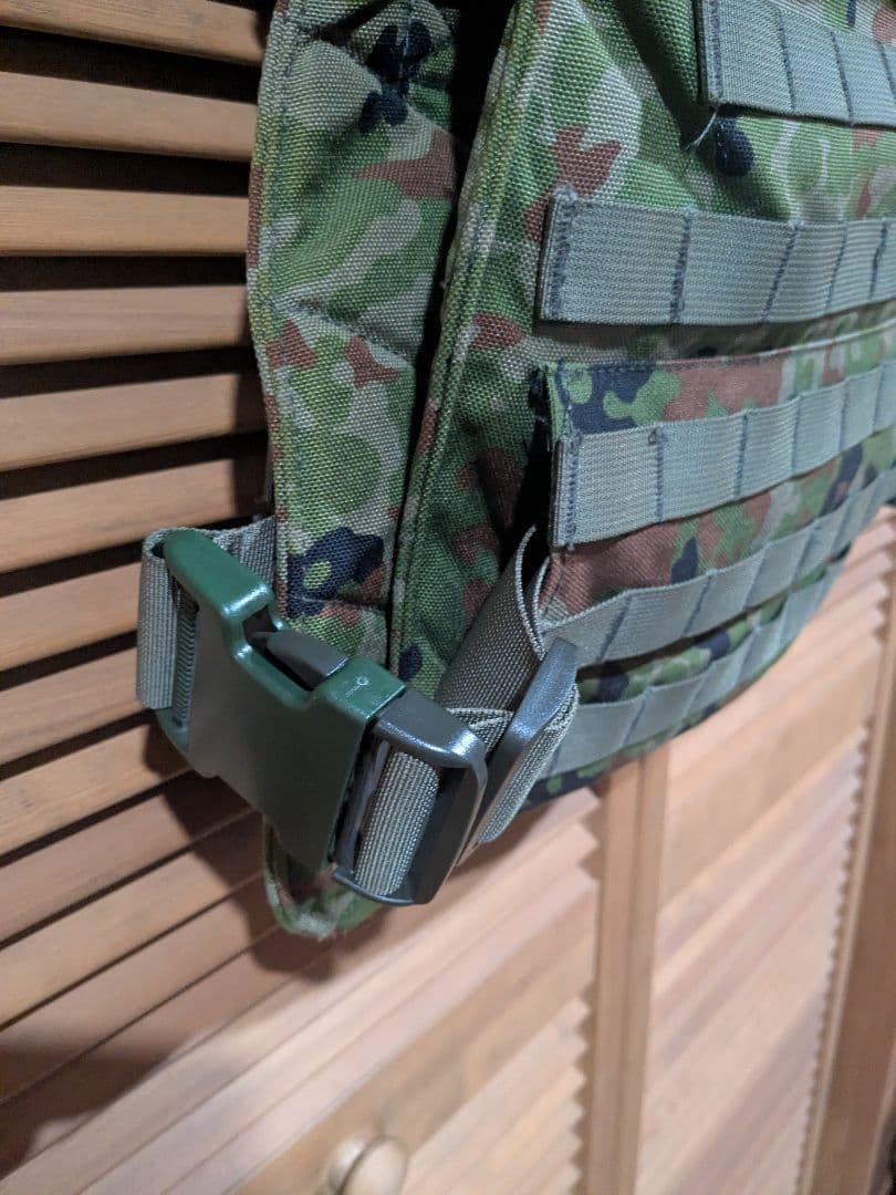 陸自迷彩　ストライカーベスト　プレートキャリア