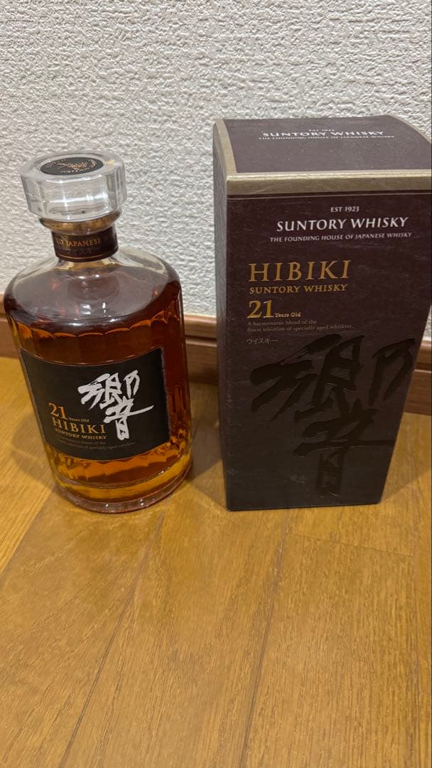 ［値下げ］Hibiki 21年 ウイスキー 箱入り 響21年1本。