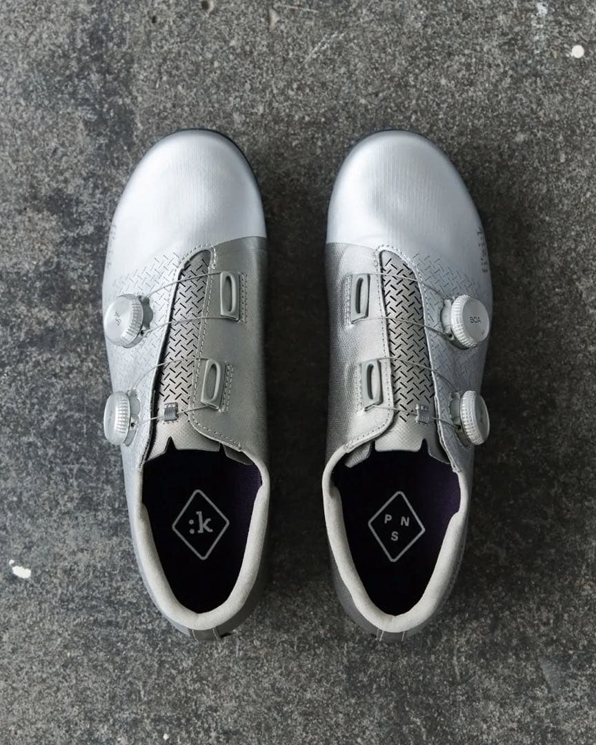 PAS NORMAL STUDIOS fizik Vento シルバー 40.5