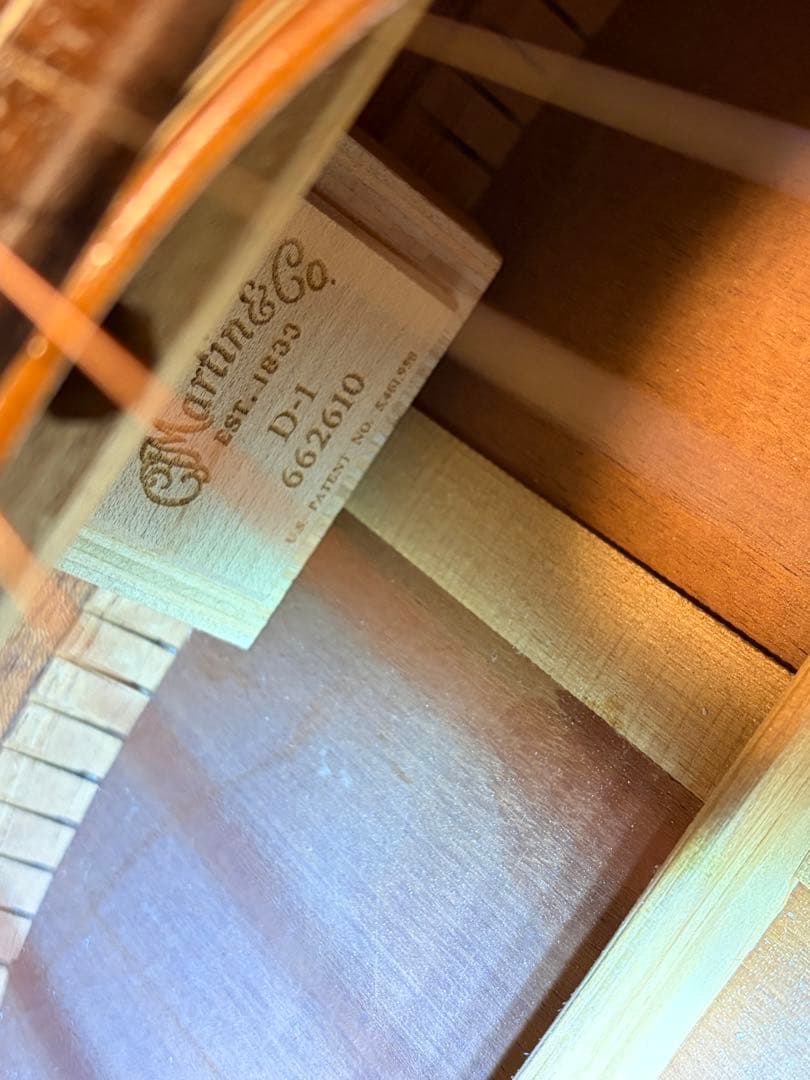 マーティンギター、D-1、1997年、USA、ピックアップ、純正ハードケース付き