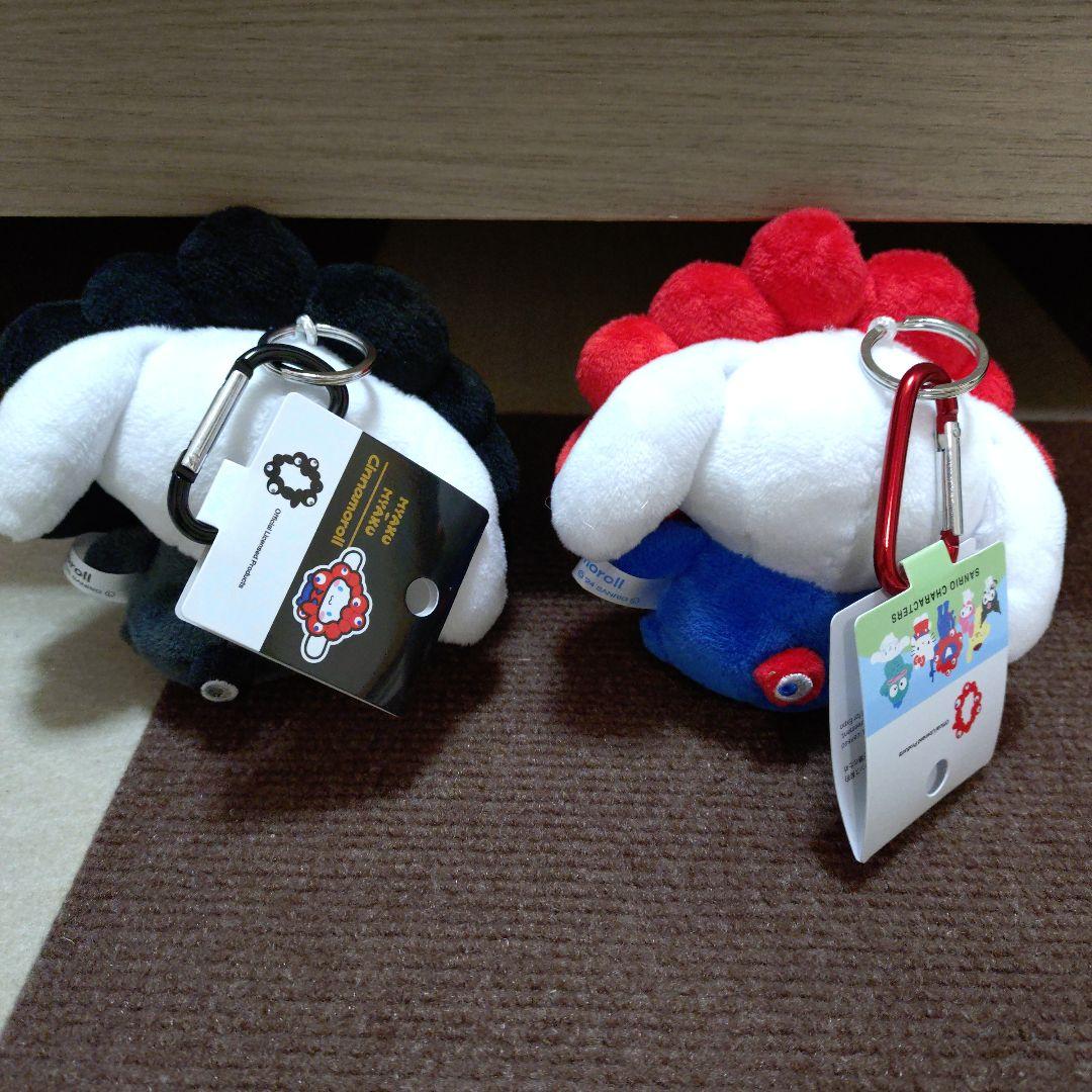 【新品未使用】サンリオミャクミャクノーマル、ブラックカラビナ　シナモロール