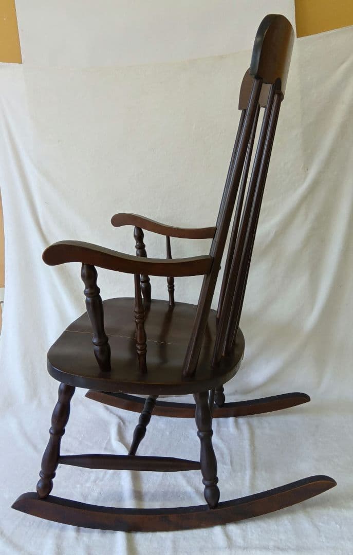 ロッキングチェア　椅子　古家具　アンティーク　【ジャンク品】　アームチェア