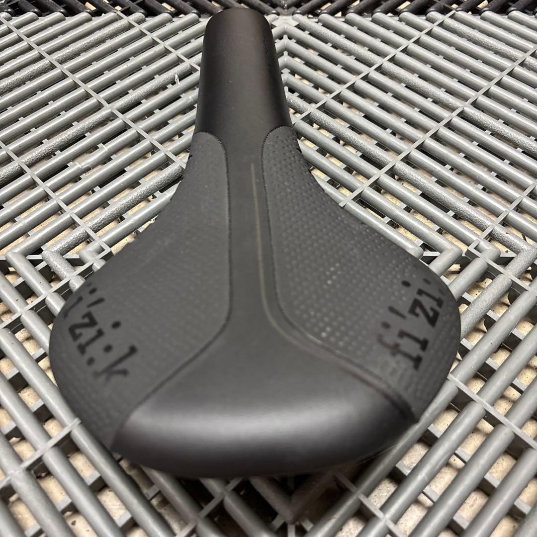 fi'zi:k ANTARES アンタレス R1 カーボンレール ラージサイズ