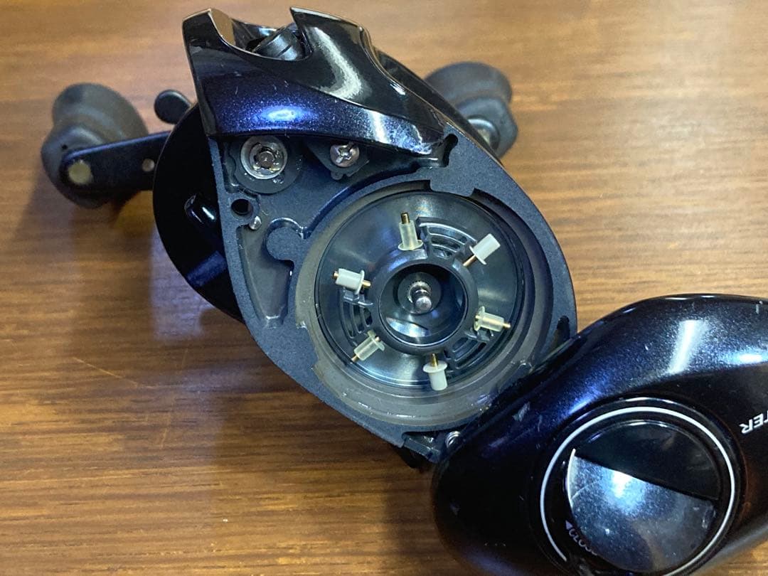 リール SHIMANO SPEEDMASTER 200