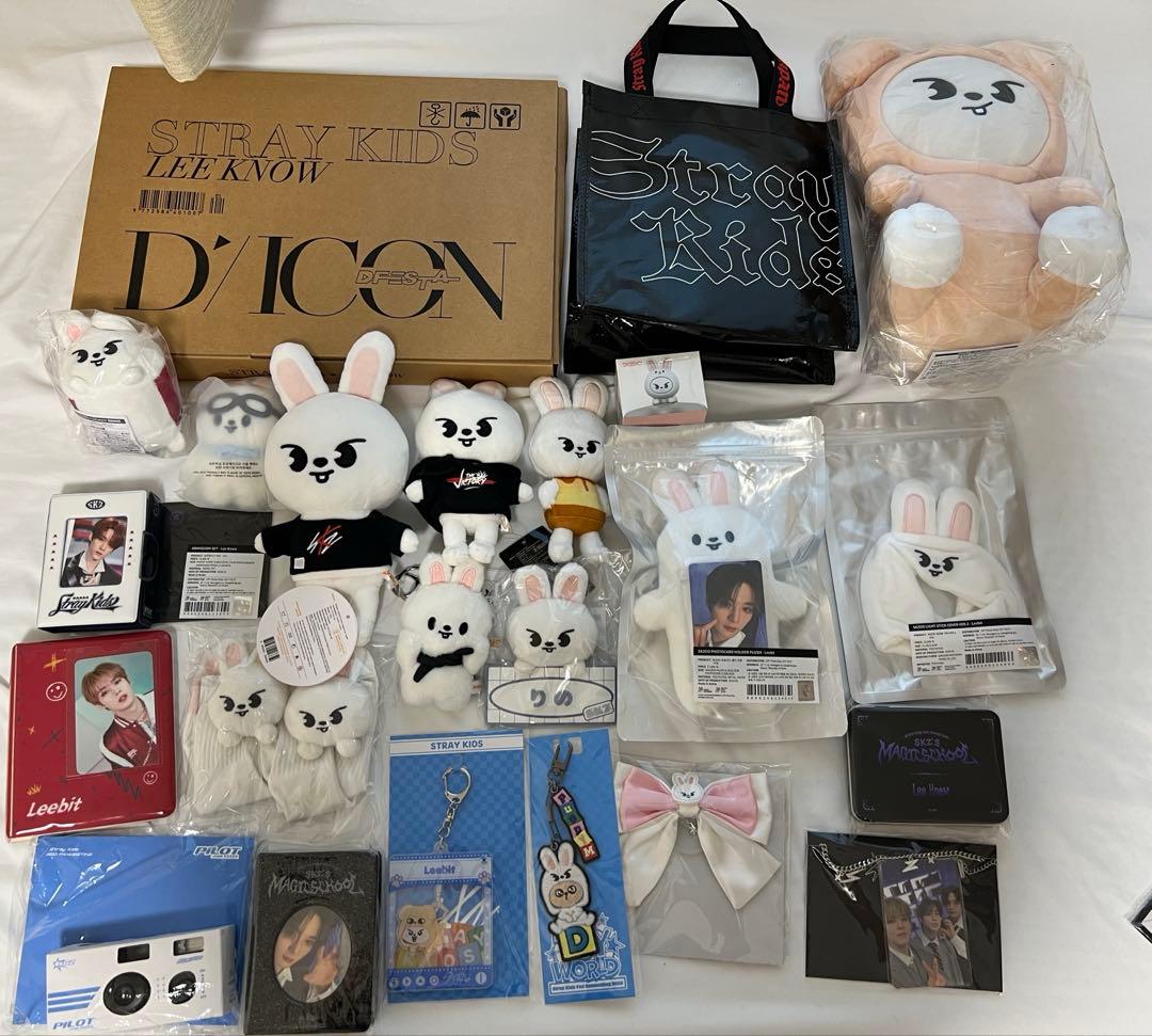 【まとめ売り】リノ　リビット　グッズ　トレカ