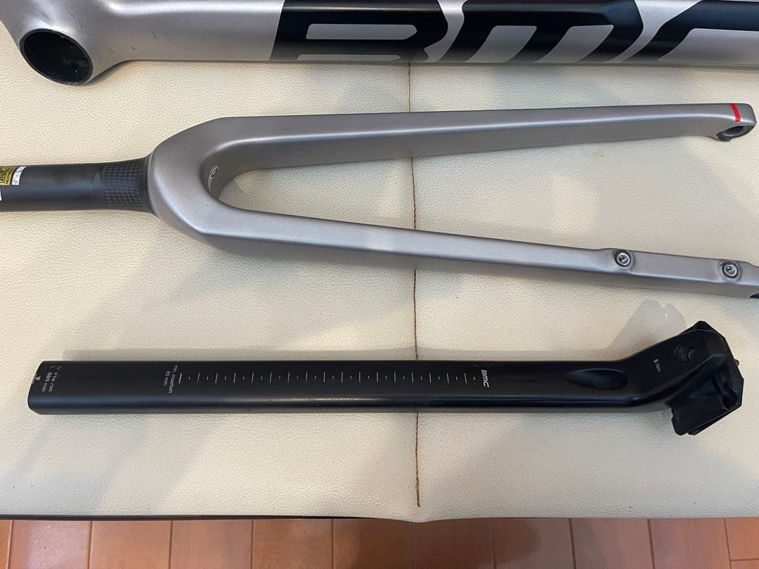 【美品】BMC SLR FIVE フレームセット 2023年モデル 5