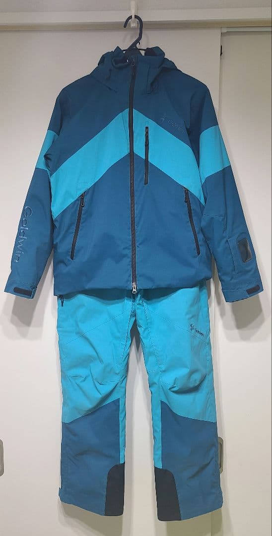 【送料込み】GOLDWIN スキーウェア上下セット