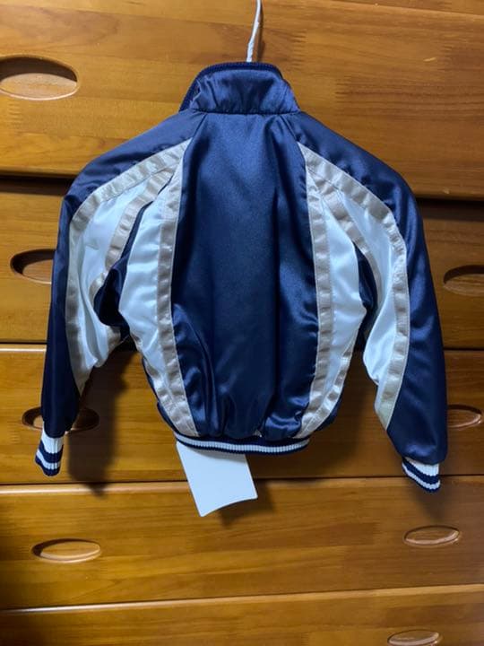 非売品！侍ジャパン　ウインドブレーカー　一点物　ワッペン刺繍　貴重品　お子様用