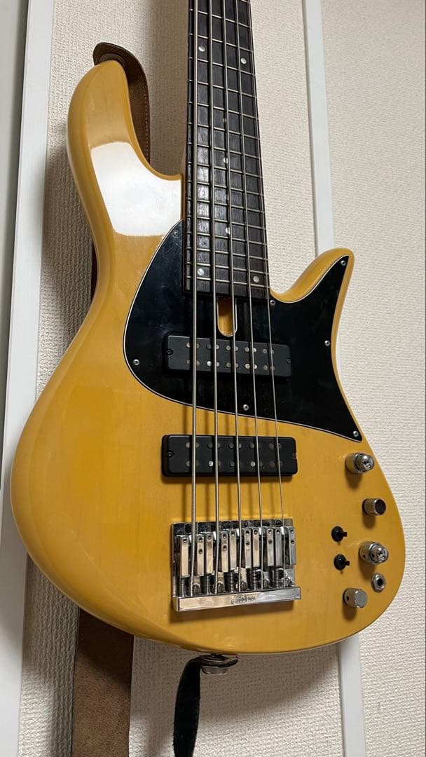ベース Fodera Emperor 5 Standard Classic