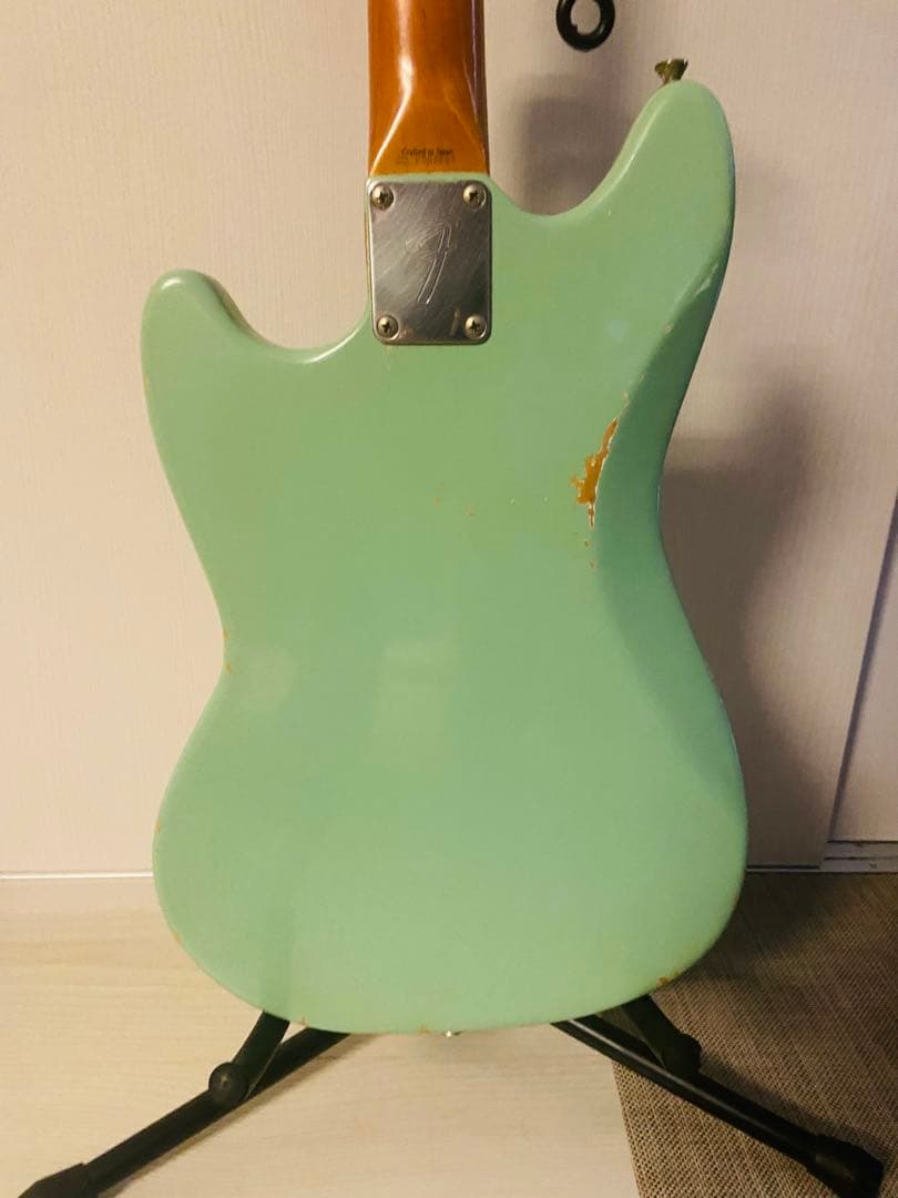 Fender japan mustang オールラッカー