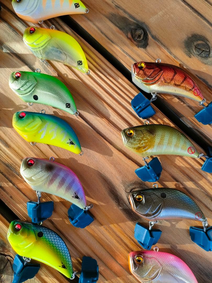 レイドジャパン　レベルバイブ　レベルクランク