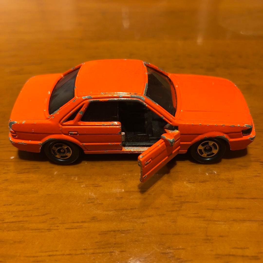 ミニカー NISSAN BLUEBIRD