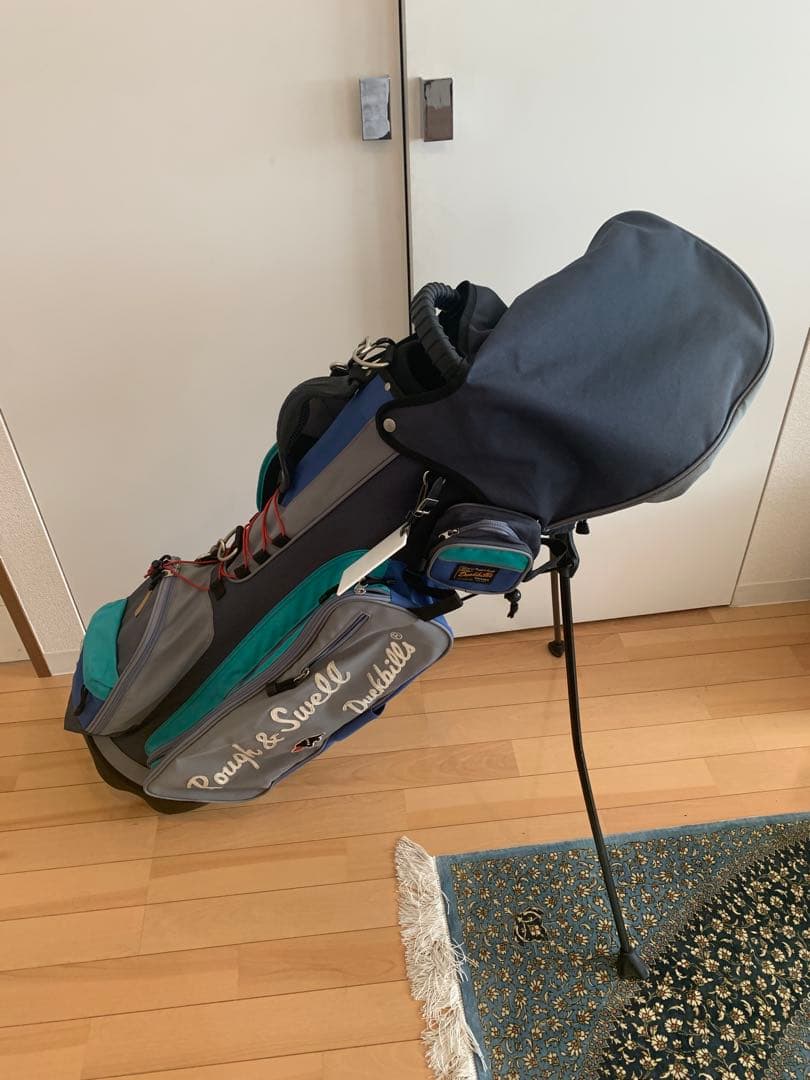 Pearl & Swell キャディバッグ スタンド付き