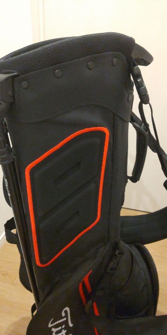【美品】 Titleist Players4 キャディバッグ　8.5インチ　軽量