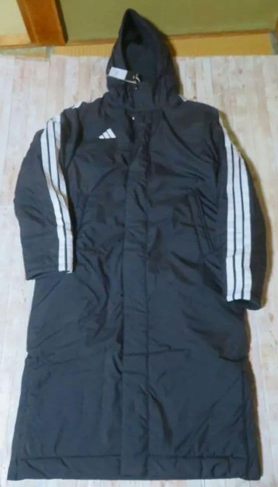 ★新品★adidasアディダス ベンチコート 黒・白【XL】