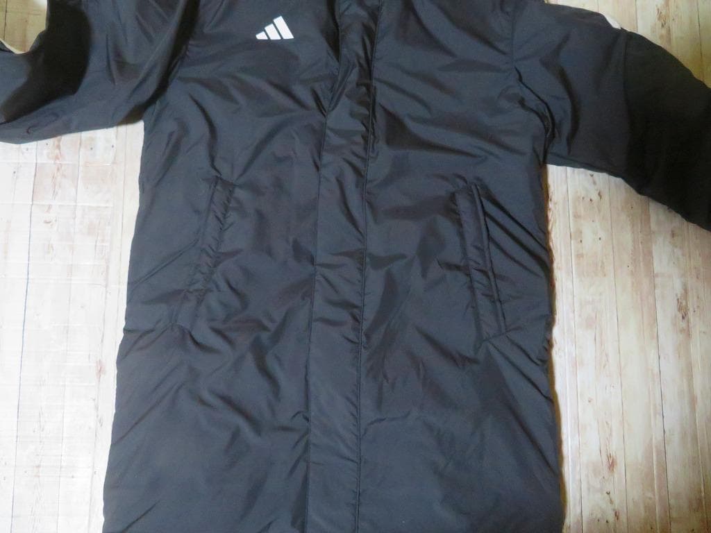 ★新品★adidasアディダス ベンチコート 黒・白【XL】