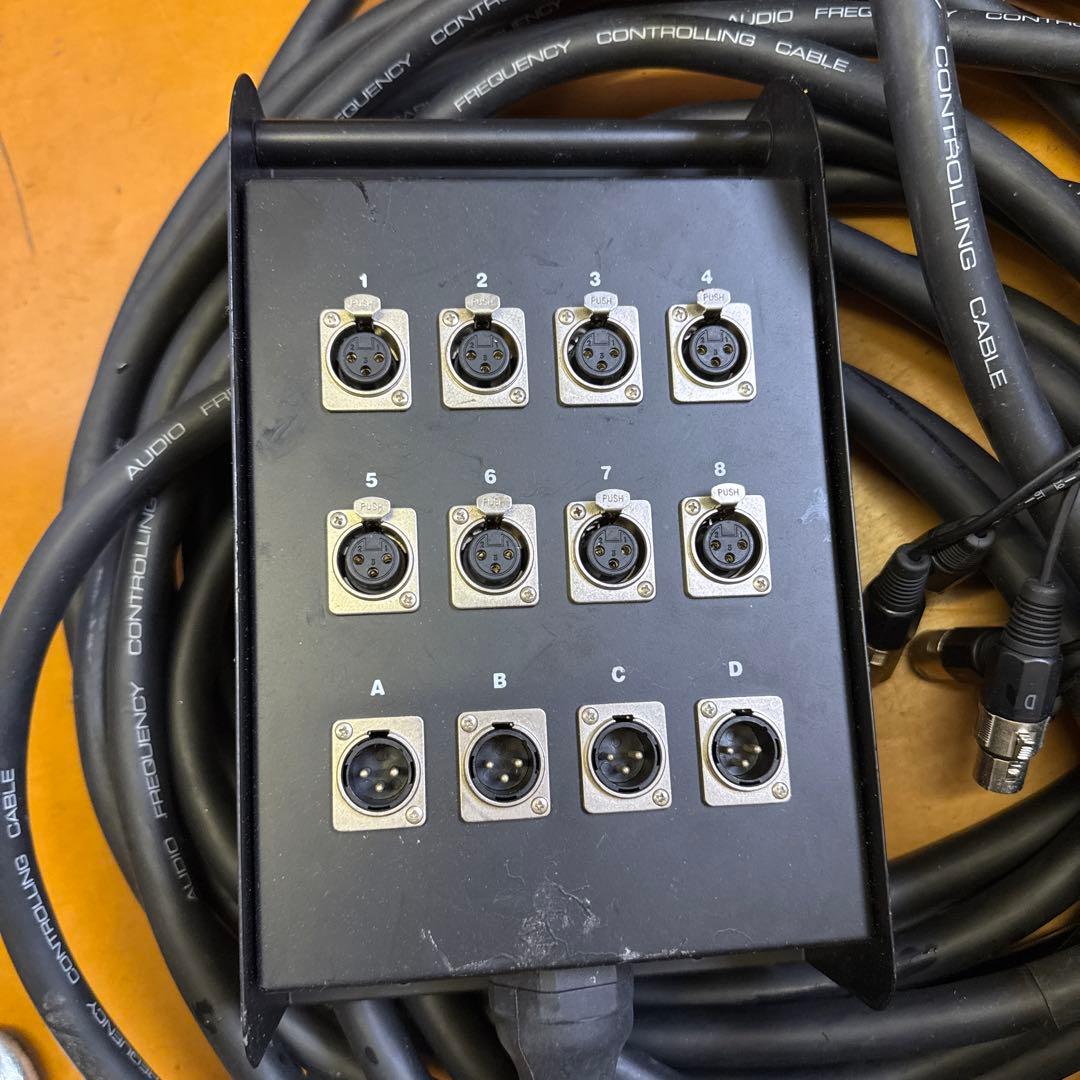 オーディオ接続ボックス 8入力 4出力