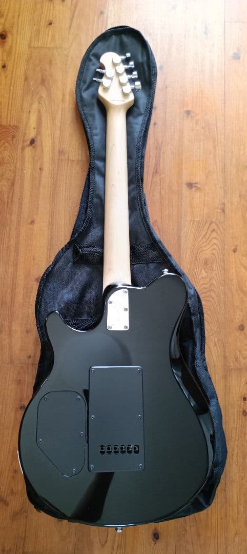 ギター sterling by Music Man AXIS