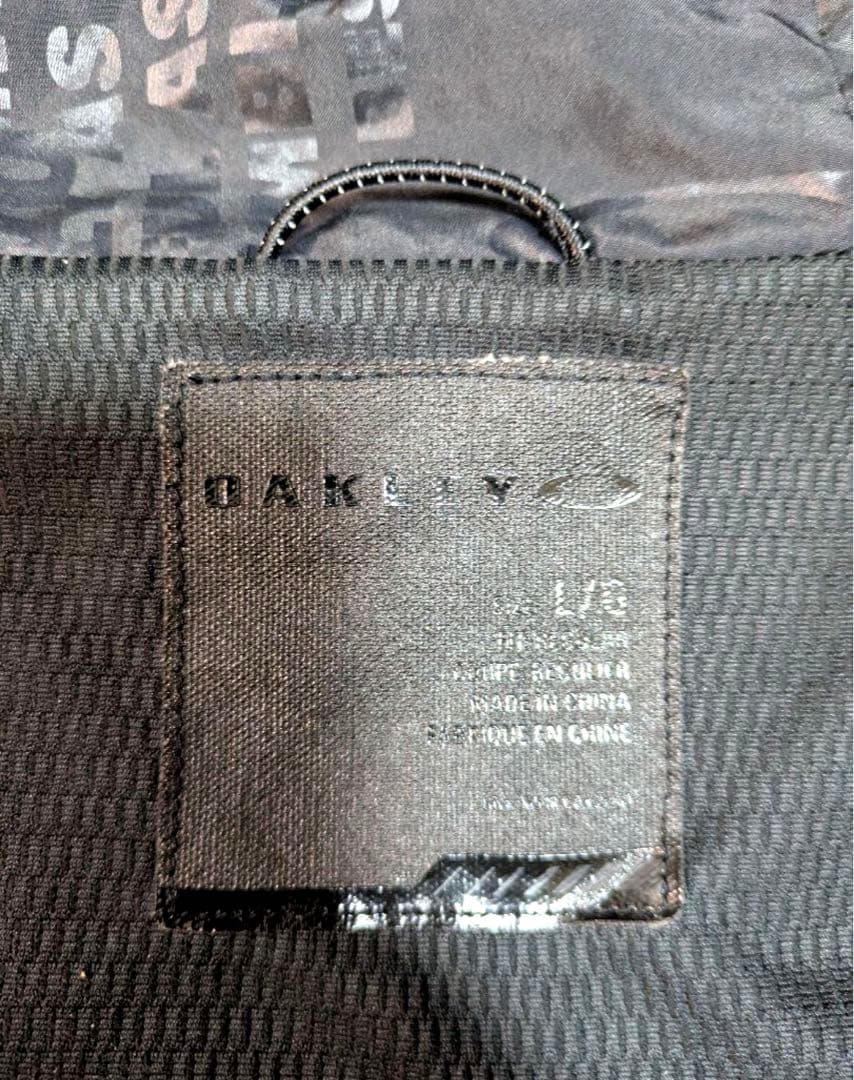 OAKLEYスキーウェア送料無料‼️