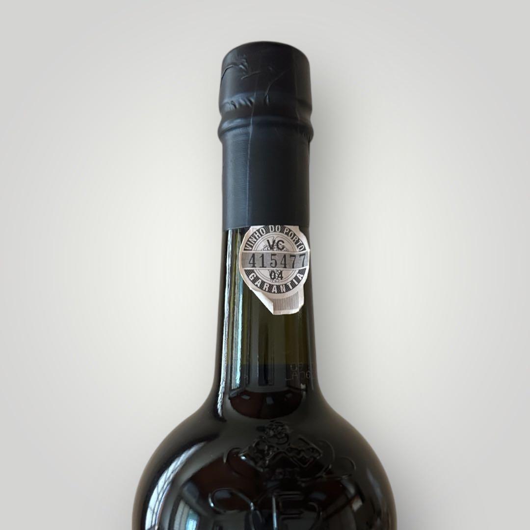 ワイン FONSECA GUIMARAENS VINTAGE PORT 2004