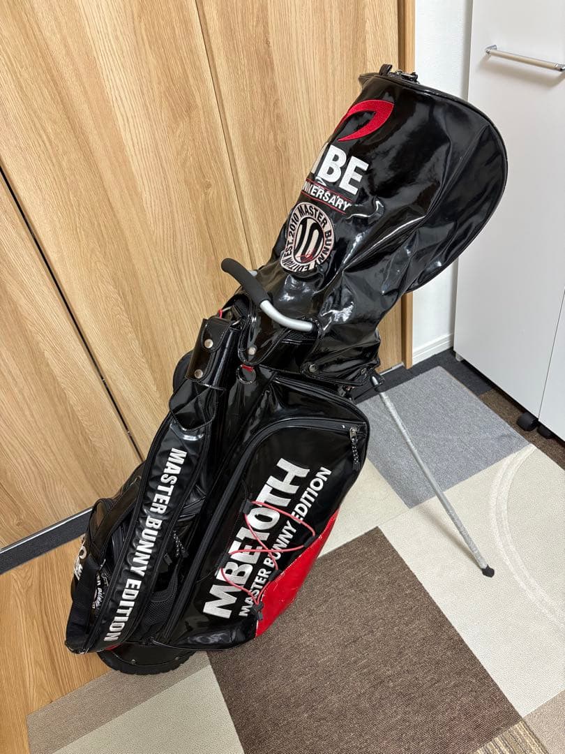 マスターバニーエディション　エナメルキャディーバッグ(スタンド式)